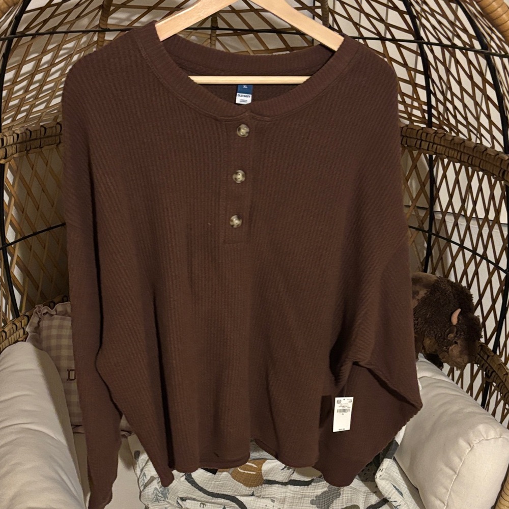 OLD NAVY WOMEN BROWN THERMAL TOP🍁🍂🌲